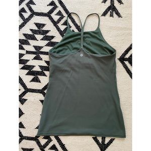 Lululemon olive high neck tank like new 8 align